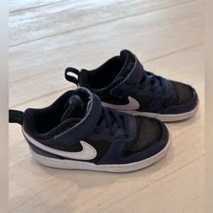 Nike size 9 boys shoes